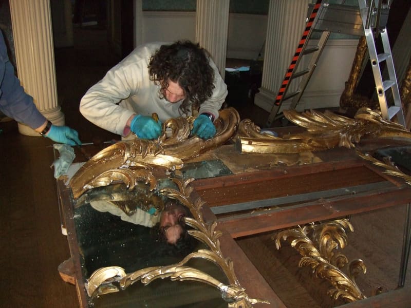 Analysis of gilding on site