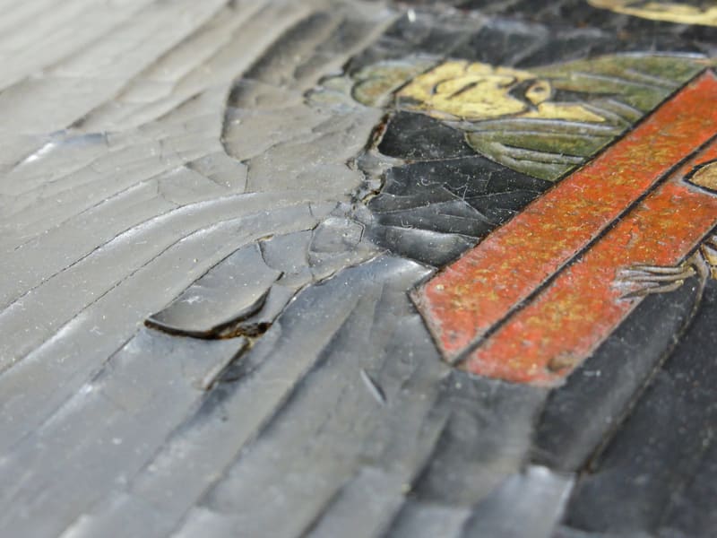 Lifting lacquer
