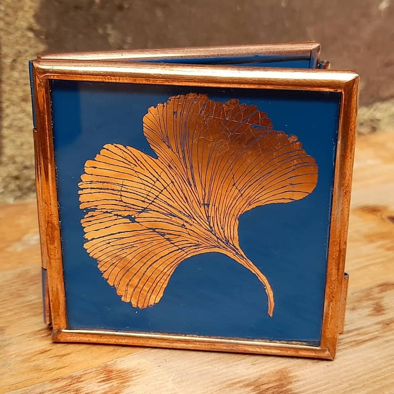 Verre eglomise