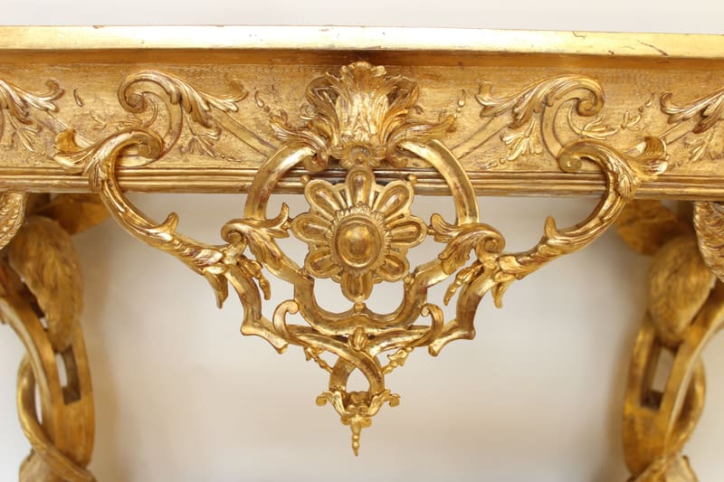 Carved and gilded apron